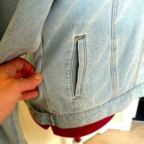 Denim jacket decorated with pearls. Size L women. - Picture 7 of 8